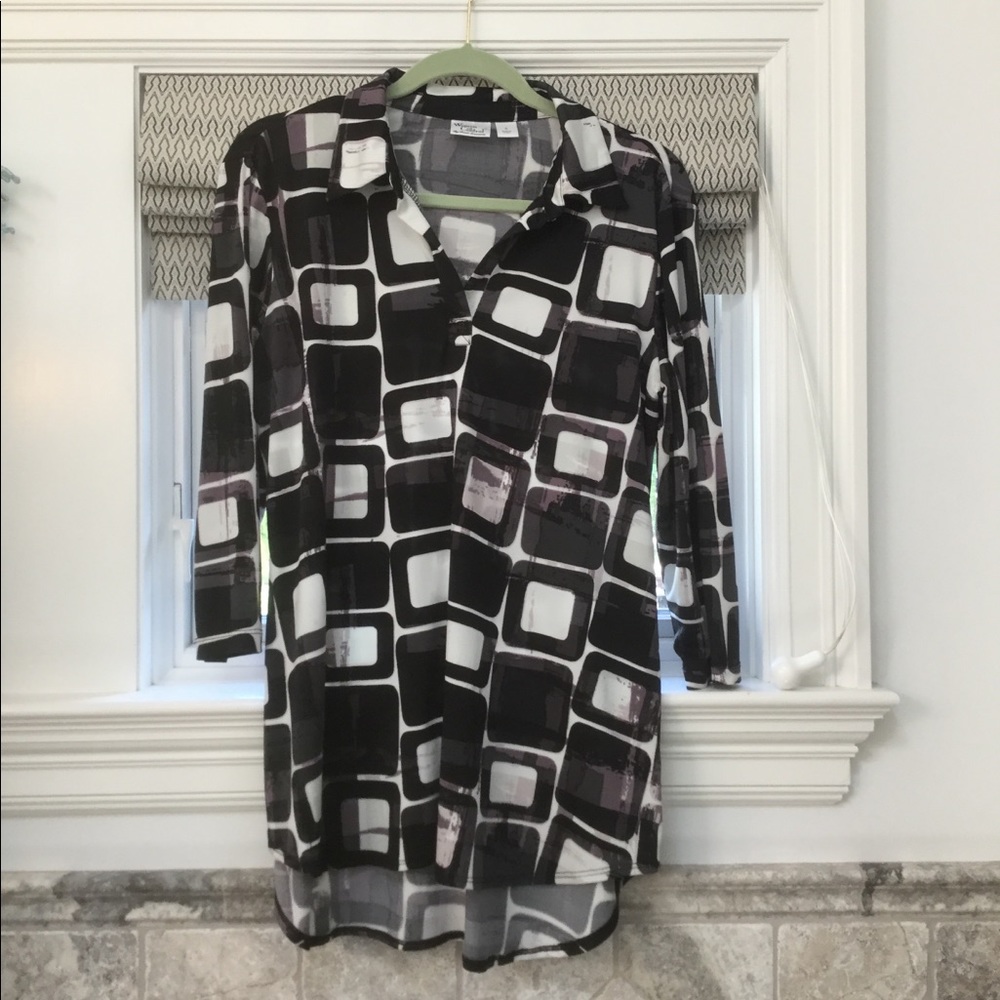 Women with control tunic